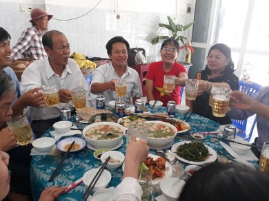 Rượu (Ngũ Độ Thanh)