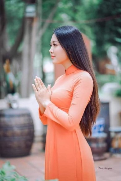 Cô Quạnh