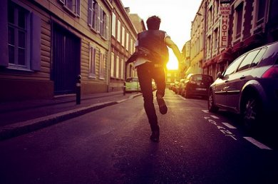 Tiểu Đồng Lú Bôn Đào