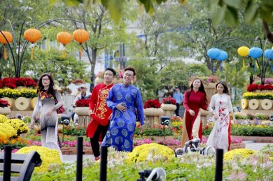 Vườn Xuân Rực Rỡ